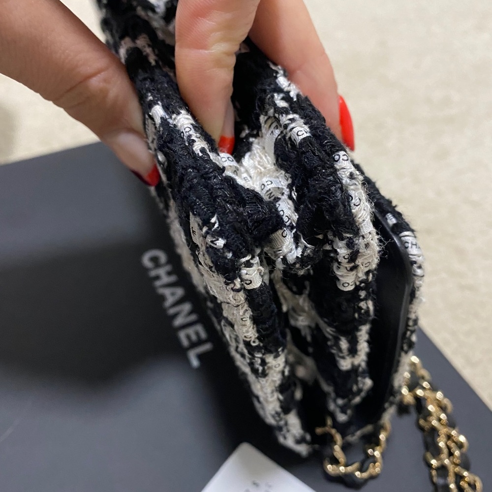 Chanel Tweed Houndstooth Ribbon Woc - Picture 5 of 14